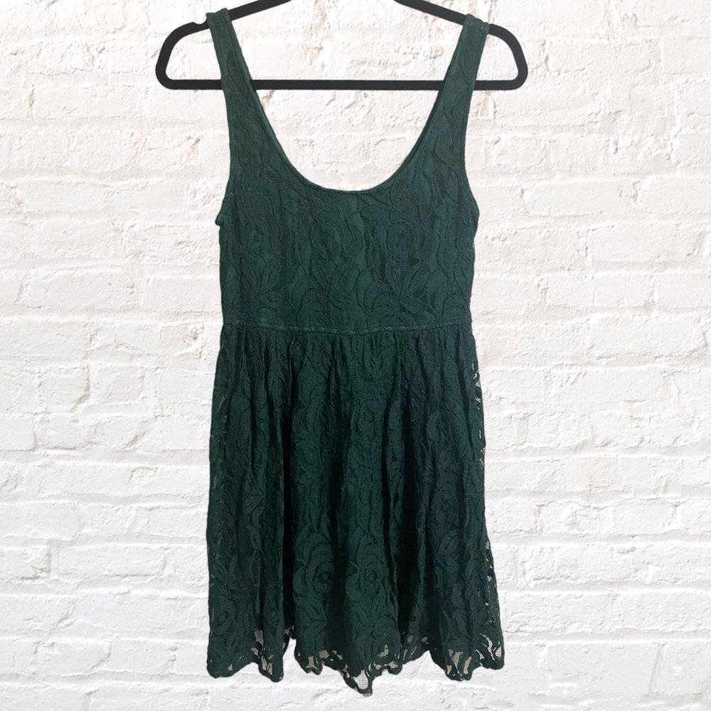 *Junior size* g:21 Forest green lace sleeveless mini dress, Junior/Youth Size L